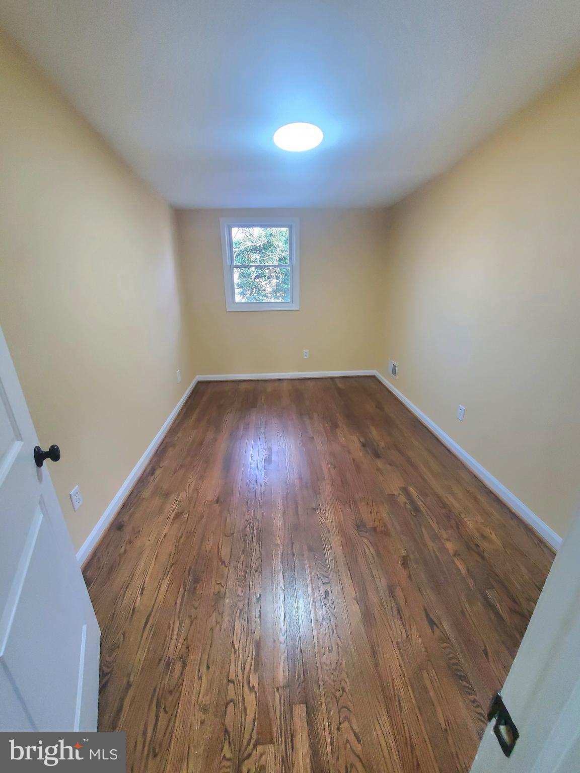 JOHNSTON SQUARE - Residential