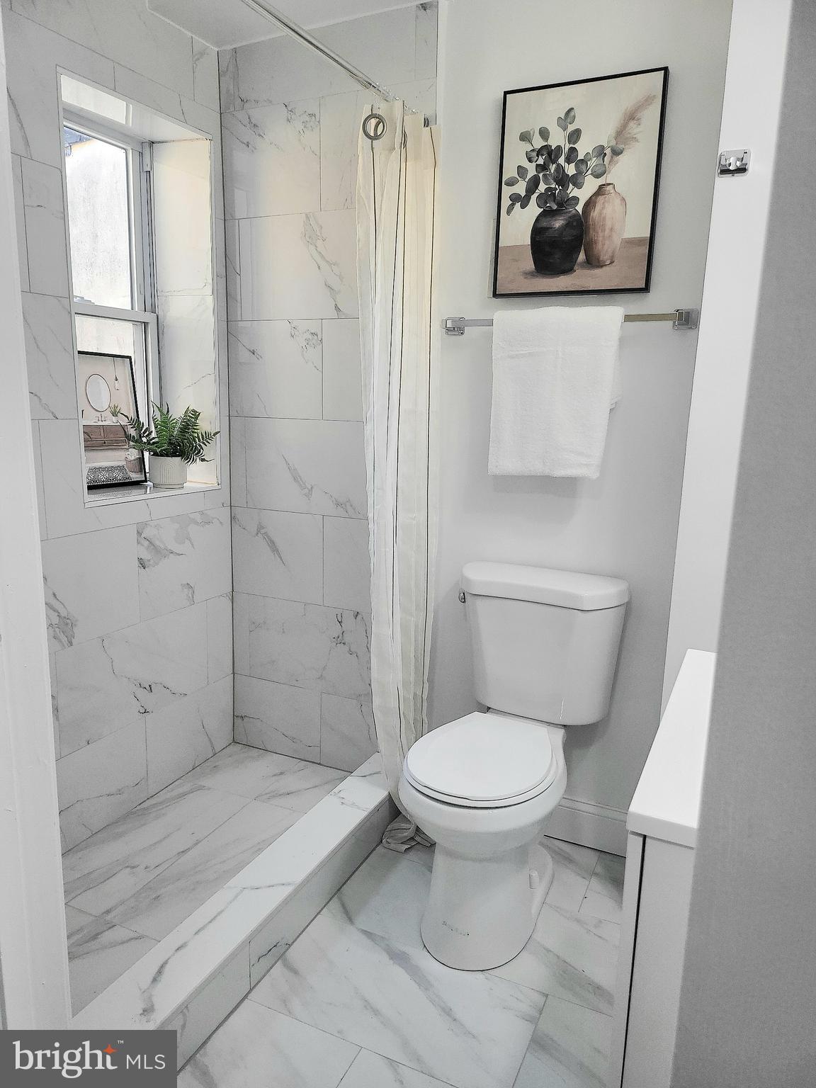 JOHNSTON SQUARE - Residential