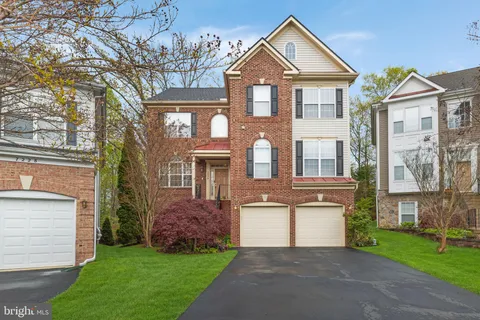 7226 Lyndam Hill Circle, Lorton, VA MLS: VAFX2234044