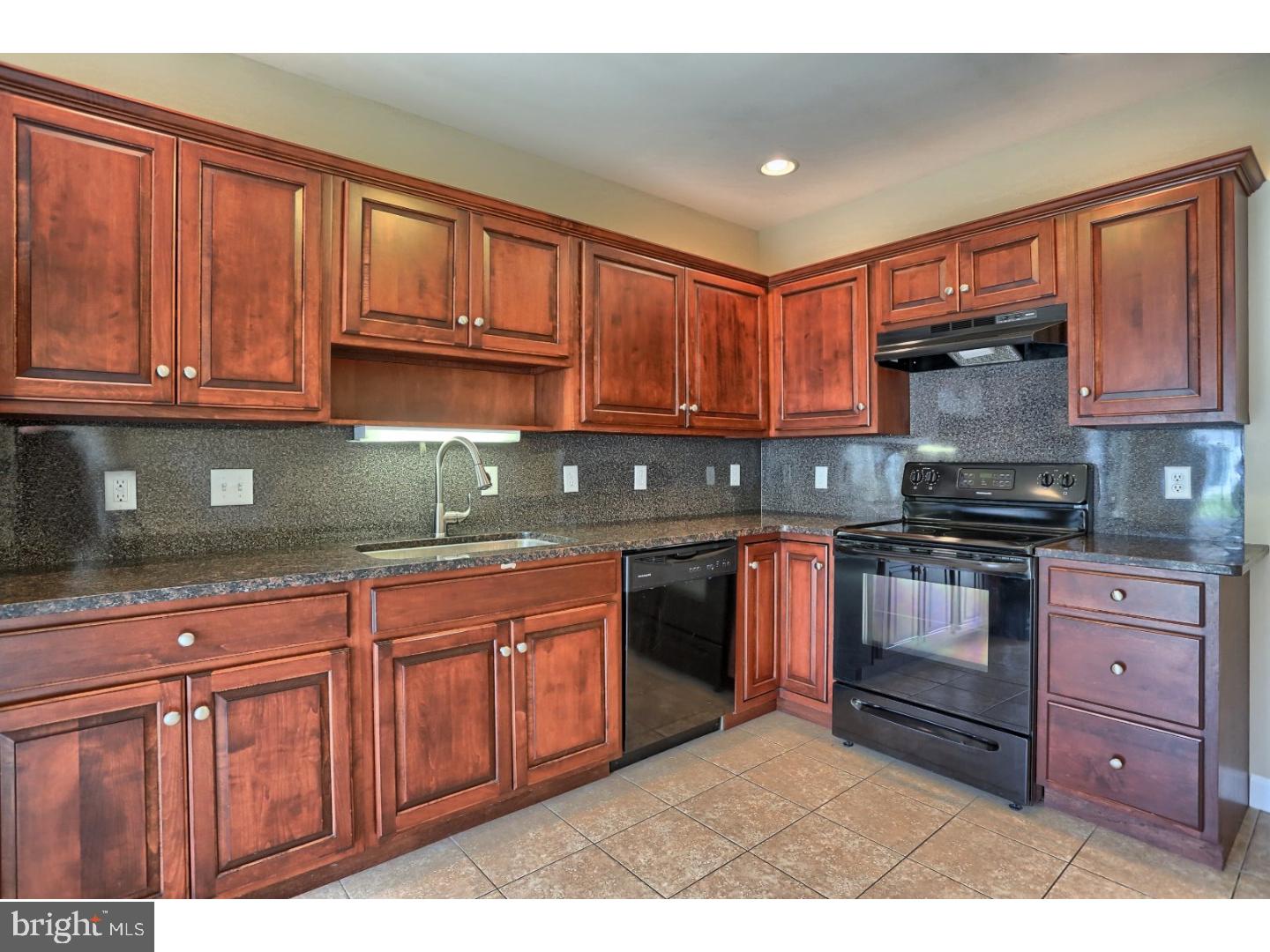 ROSEMONT - Residential