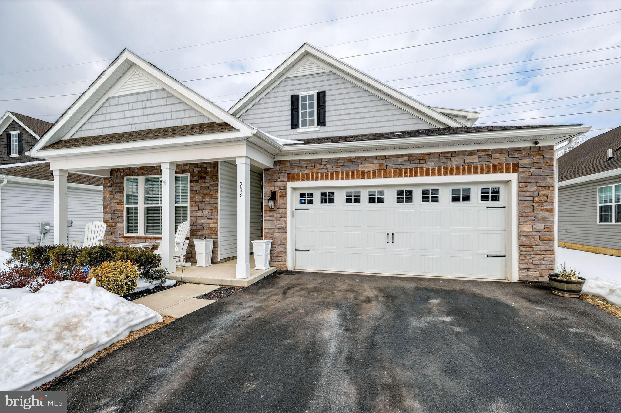 203 CONGRESSIONAL COURT