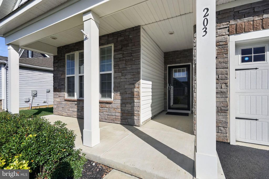 Photo of 203 Congressional Court, MOORESTOWN, NJ 08057 (MLS # NJBL2105530)