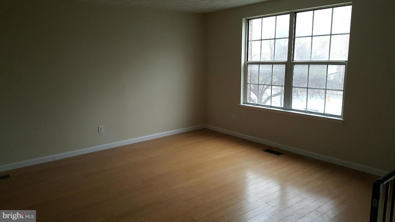 WEST SHORE - Residential