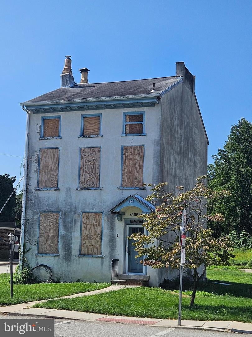 608 GERMANTOWN PIKE