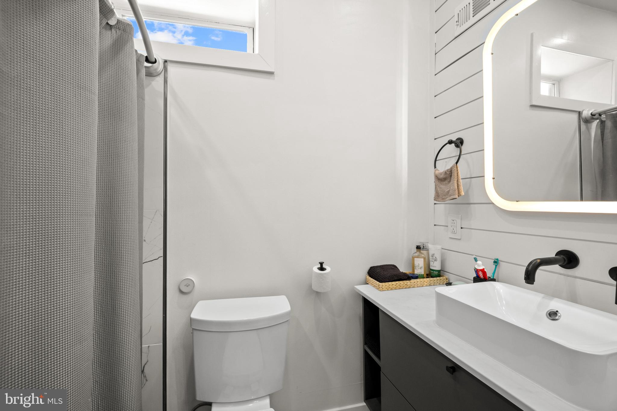 WEST KENSINGTON - Residential