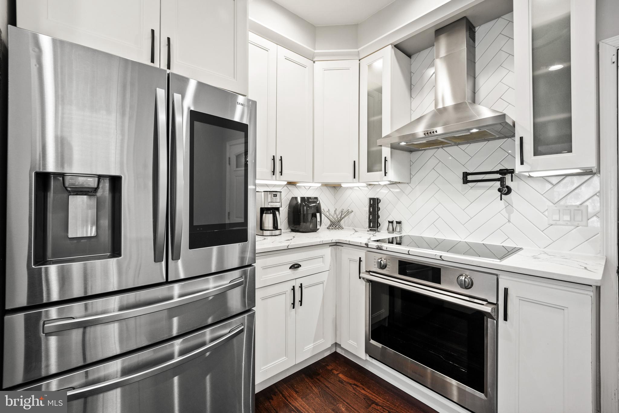 WEST KENSINGTON - Residential