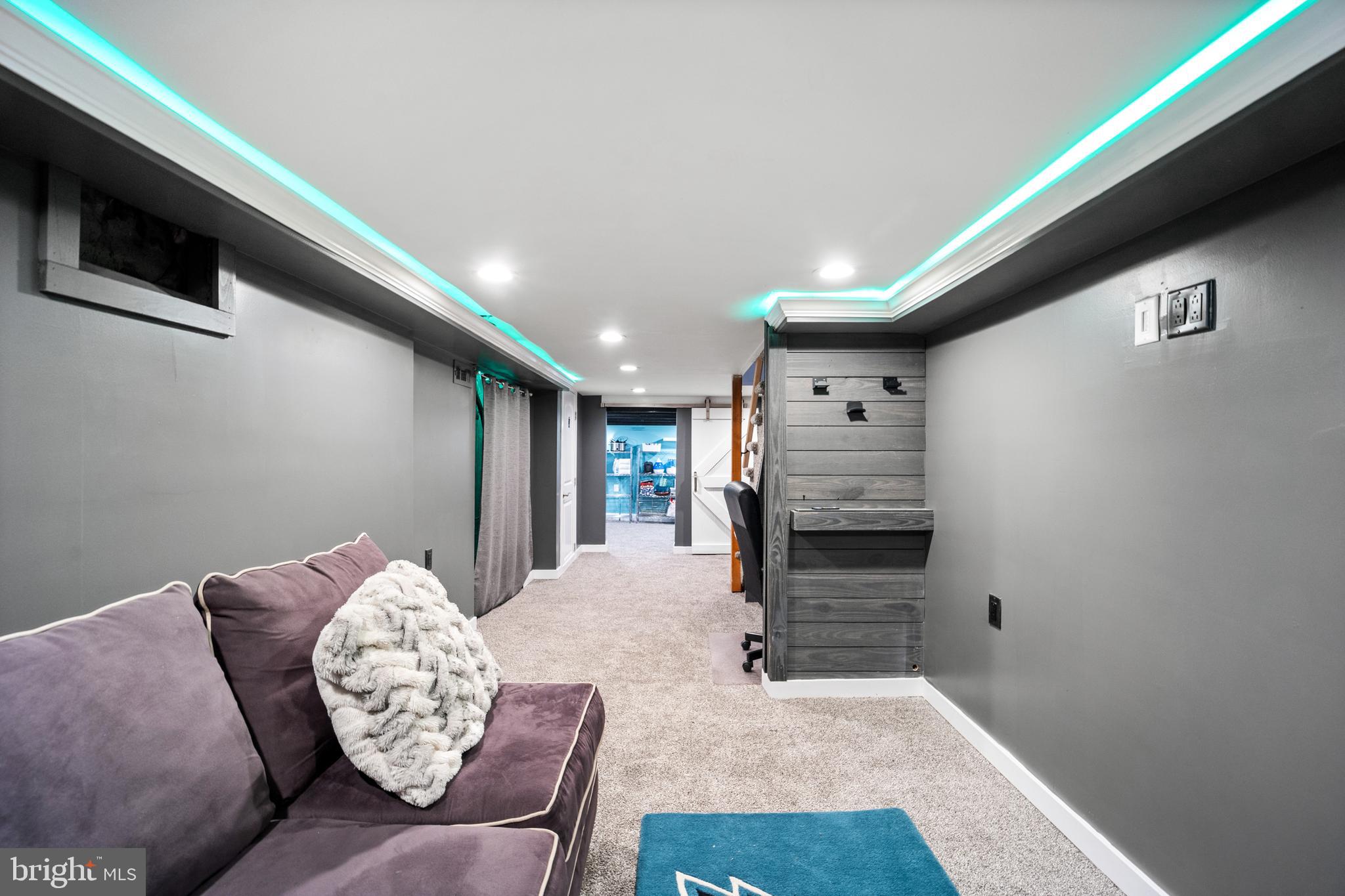 WEST KENSINGTON - Residential