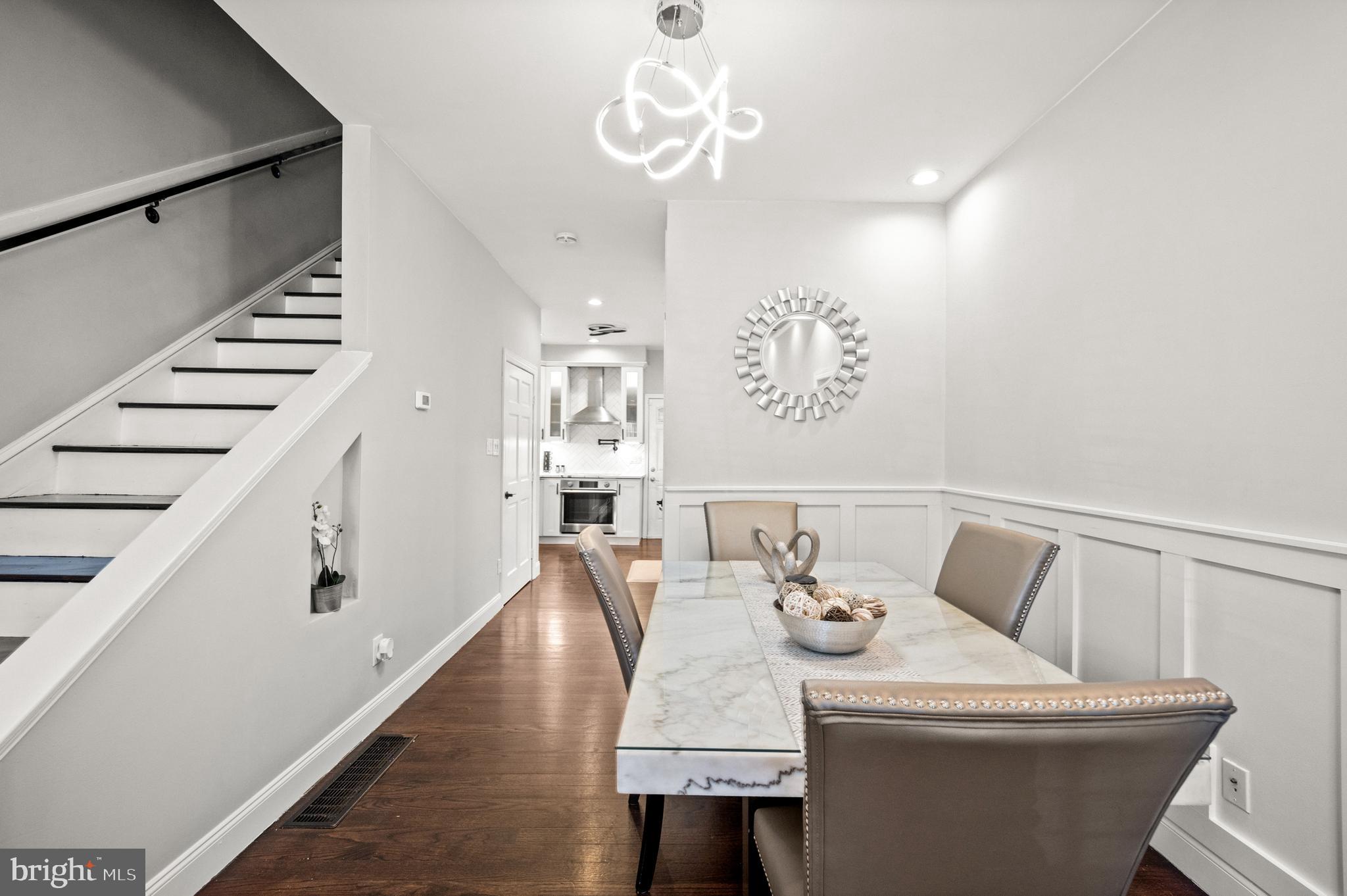 WEST KENSINGTON - Residential