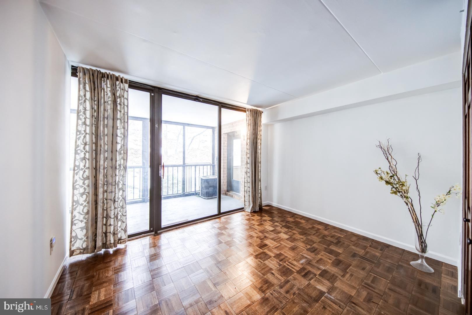 GREENHOUSE - Residential