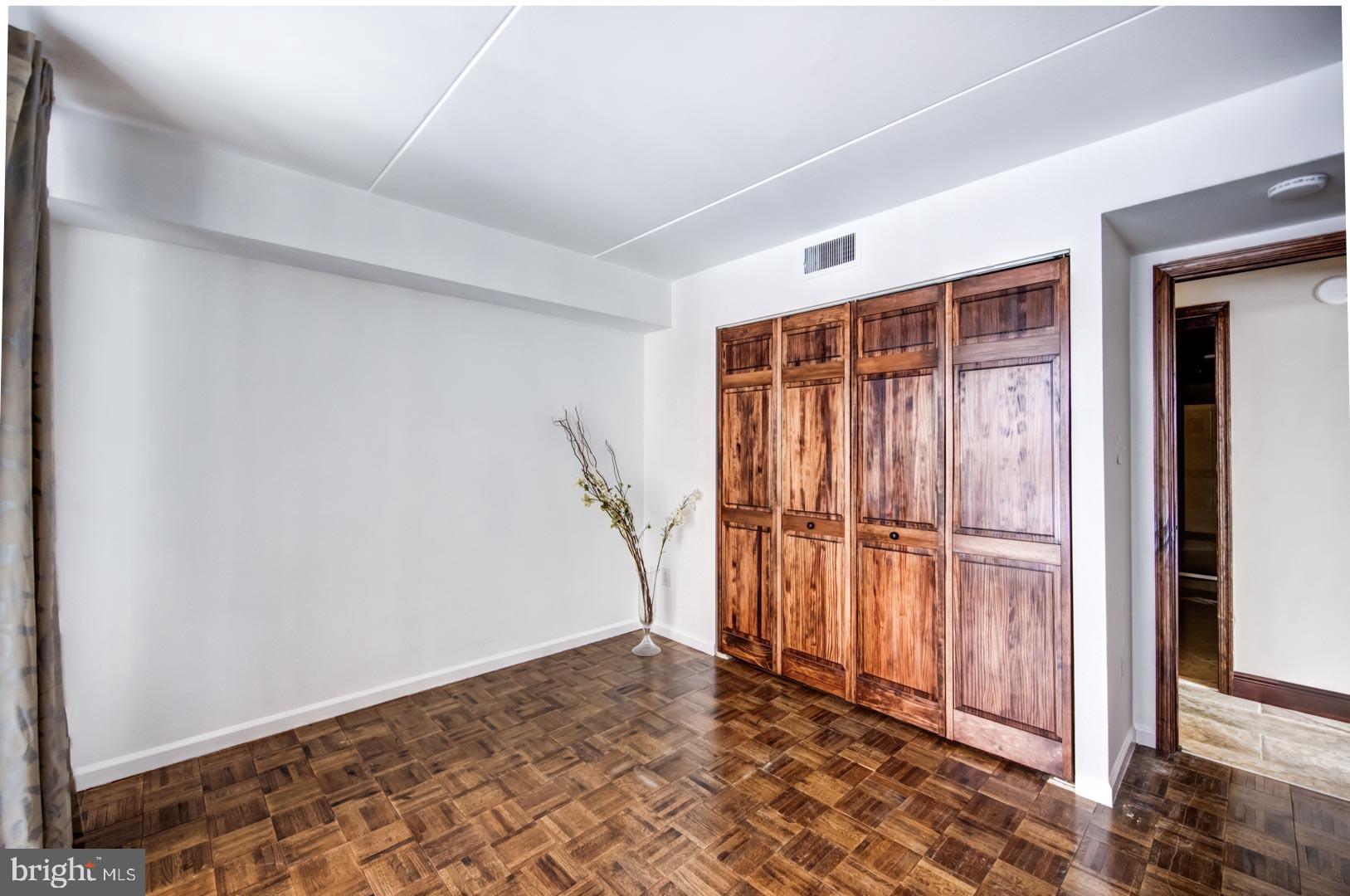 GREENHOUSE - Residential