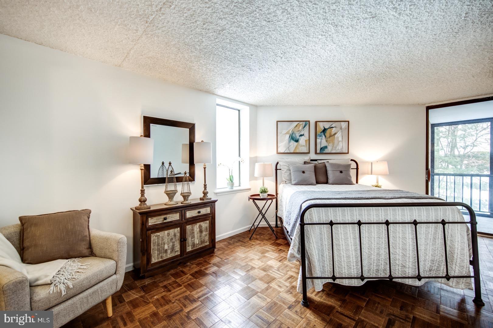 GREENHOUSE - Residential