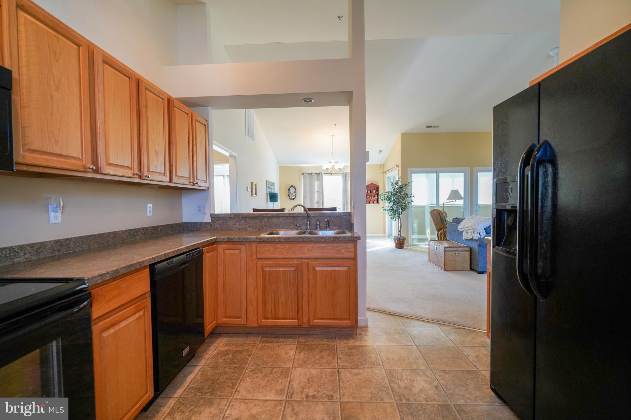 WOODS COVE - Residential