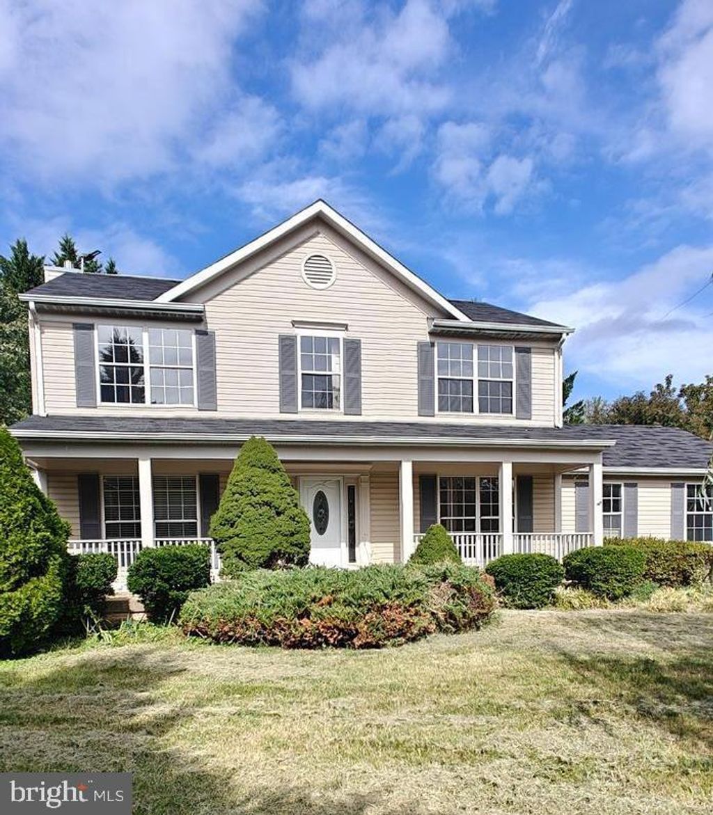Photo of 3451 Choate Court, WOODBRIDGE, VA 22193 (MLS # VAPW2105910)