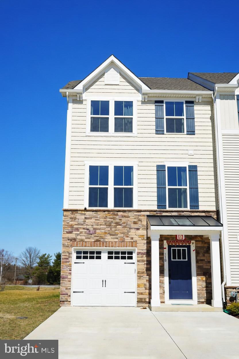 BAKER FARM - Residential