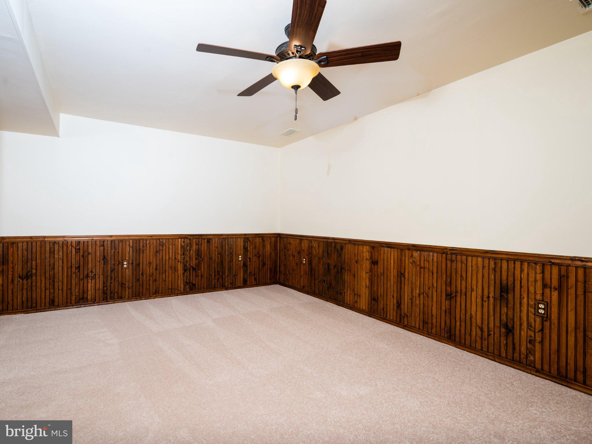 LAKE RIDGE - ANTIETAM - Residential