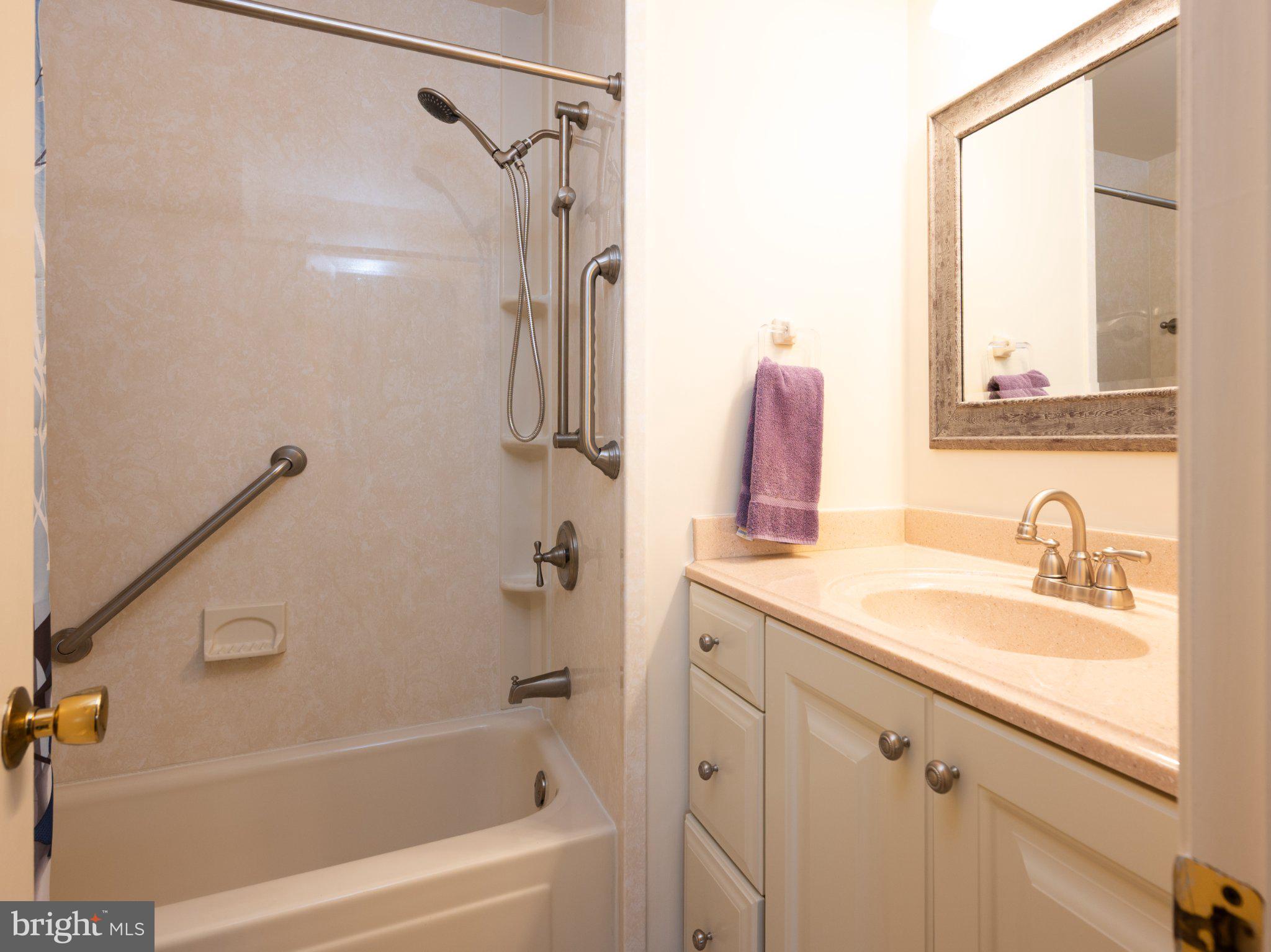 LAKE RIDGE - ANTIETAM - Residential