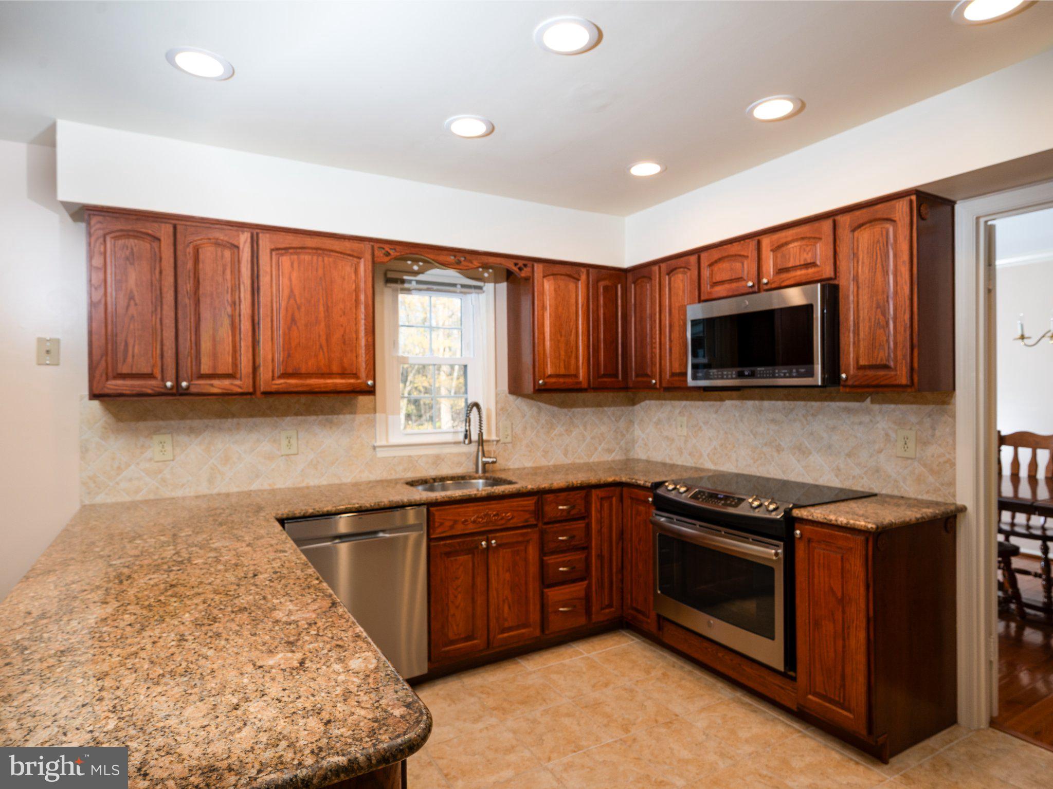 LAKE RIDGE - ANTIETAM - Residential