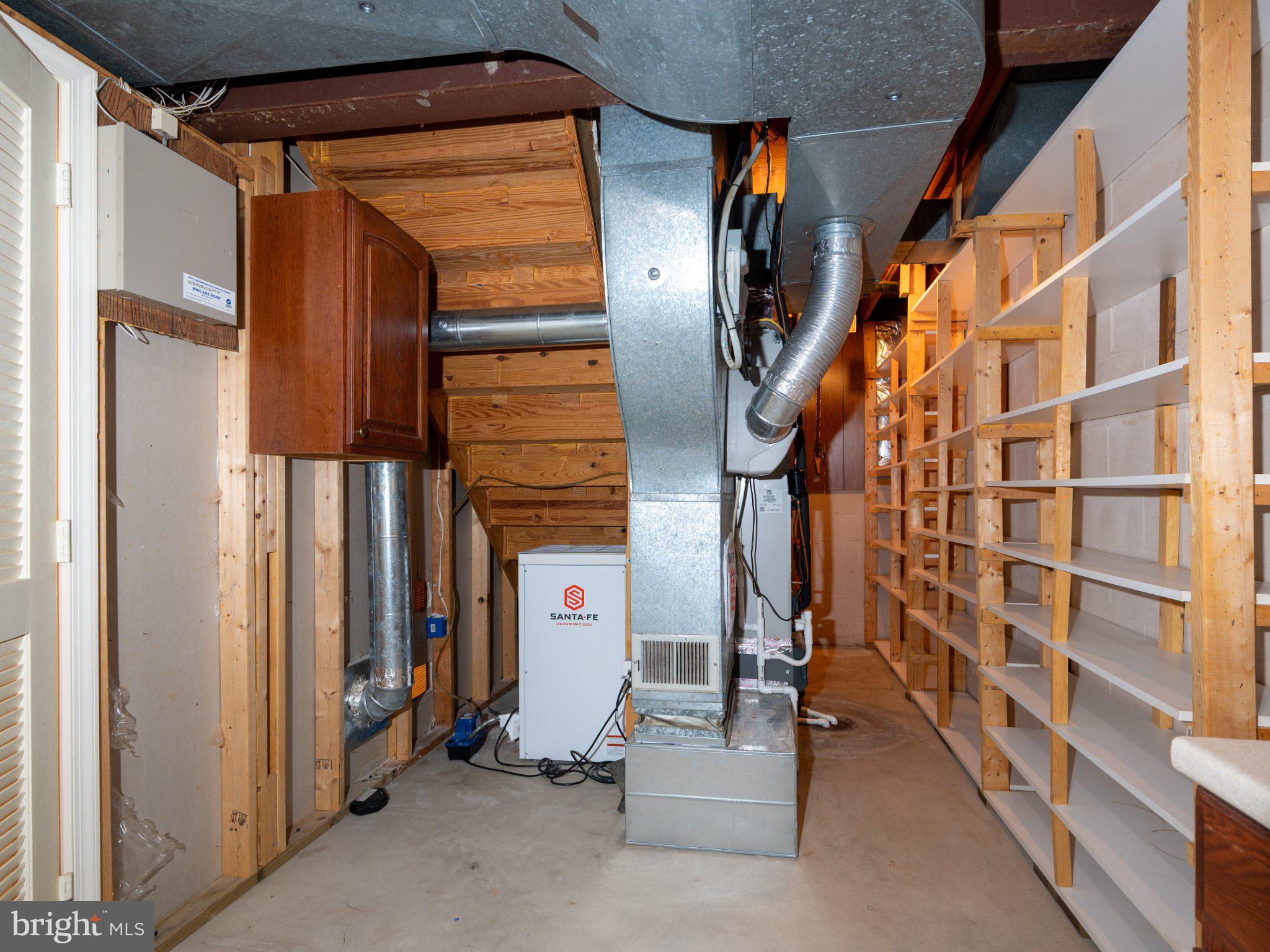 LAKE RIDGE - ANTIETAM - Residential