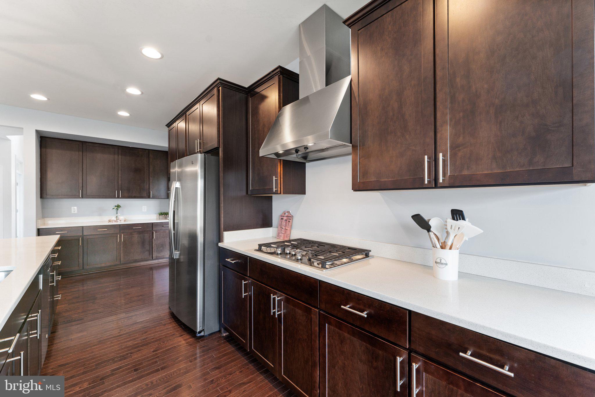 COPPER MILL ESTATES - Residential