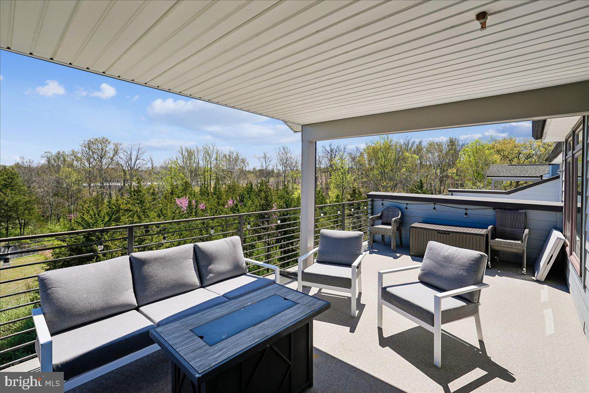 VILLAGE AT LEESBURG - Residential