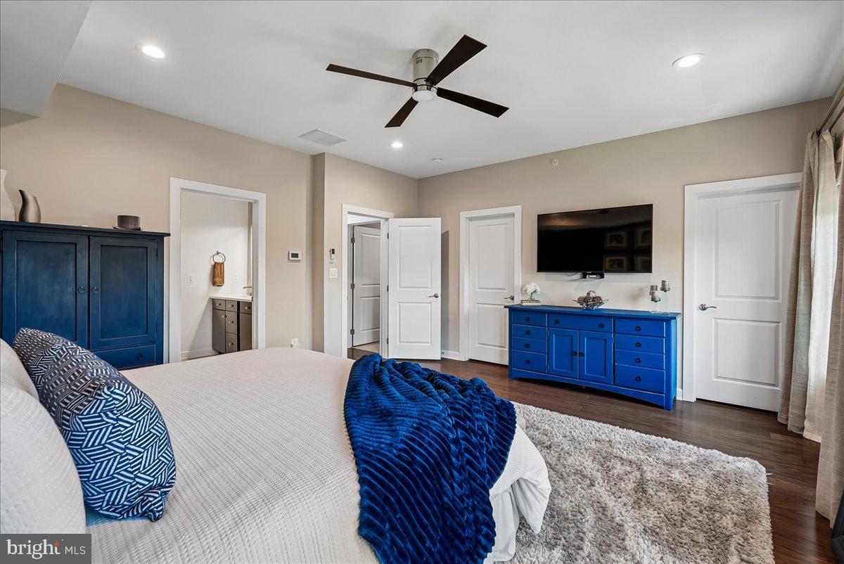 VILLAGE AT LEESBURG - Residential