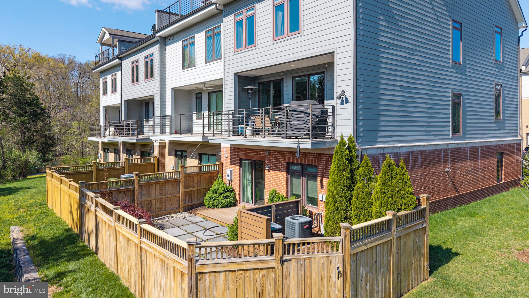 VILLAGE AT LEESBURG - Residential