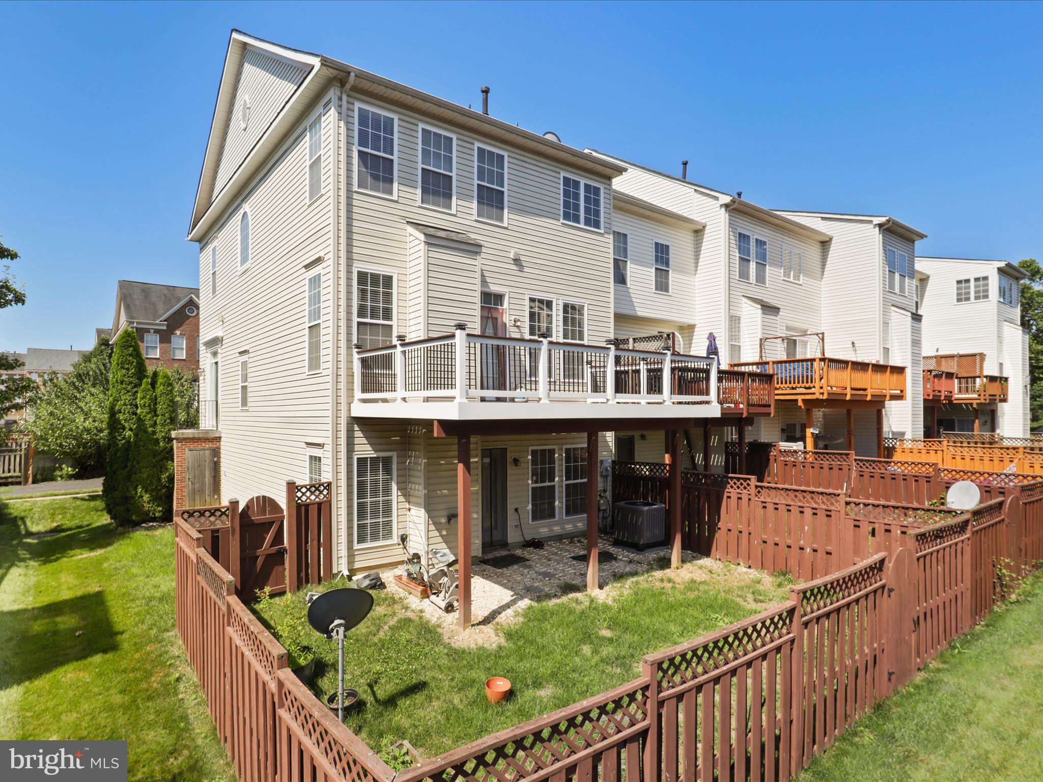 BROADLANDS - Residential Lease