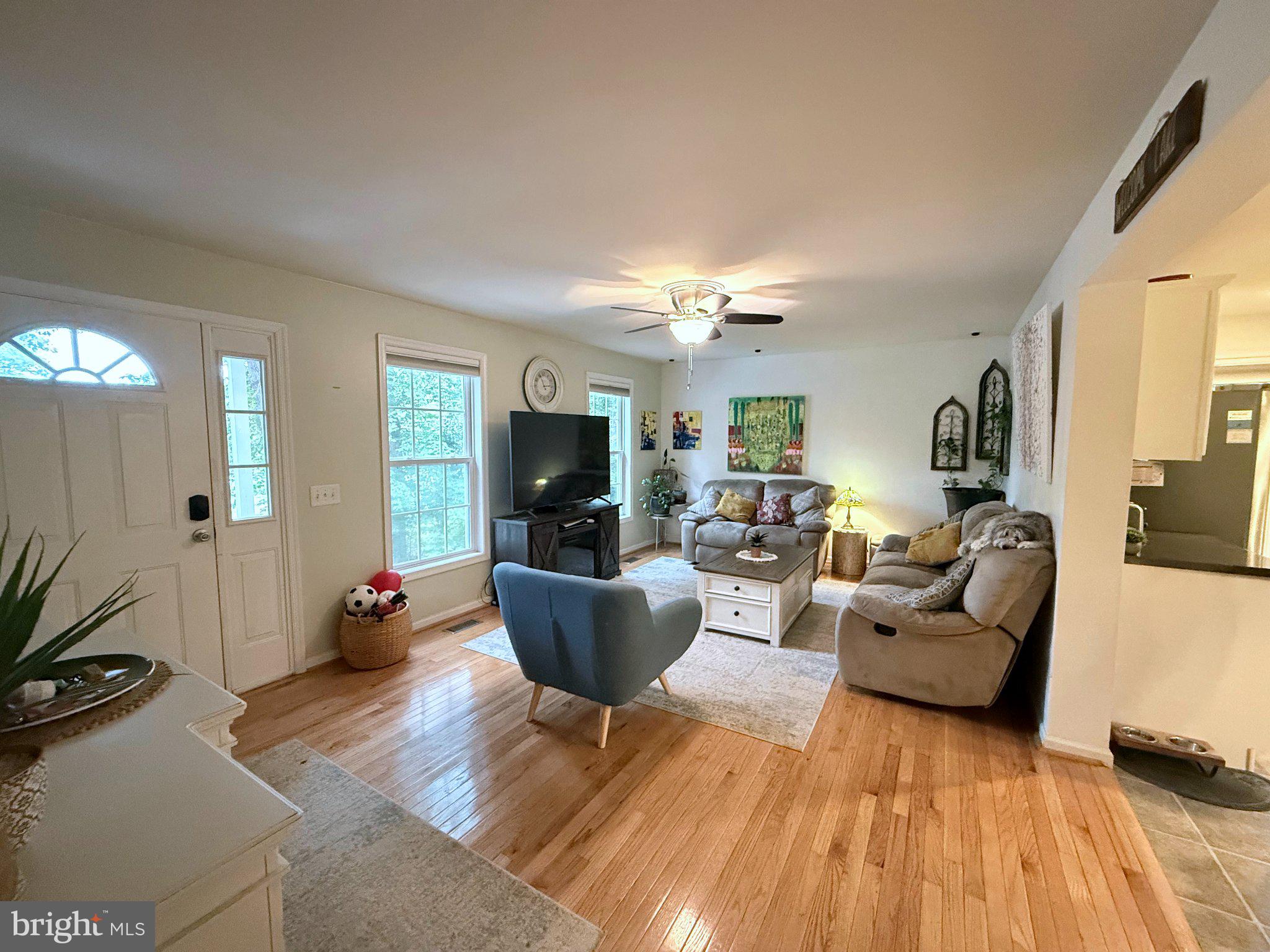 371 LAKE CAROLINE DRIVE