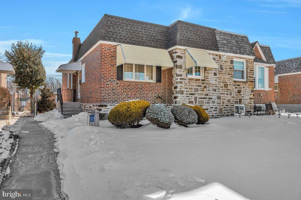 Photo of 7829 Brous Avenue, PHILADELPHIA, PA 19152 (MLS # PAPH2582498)