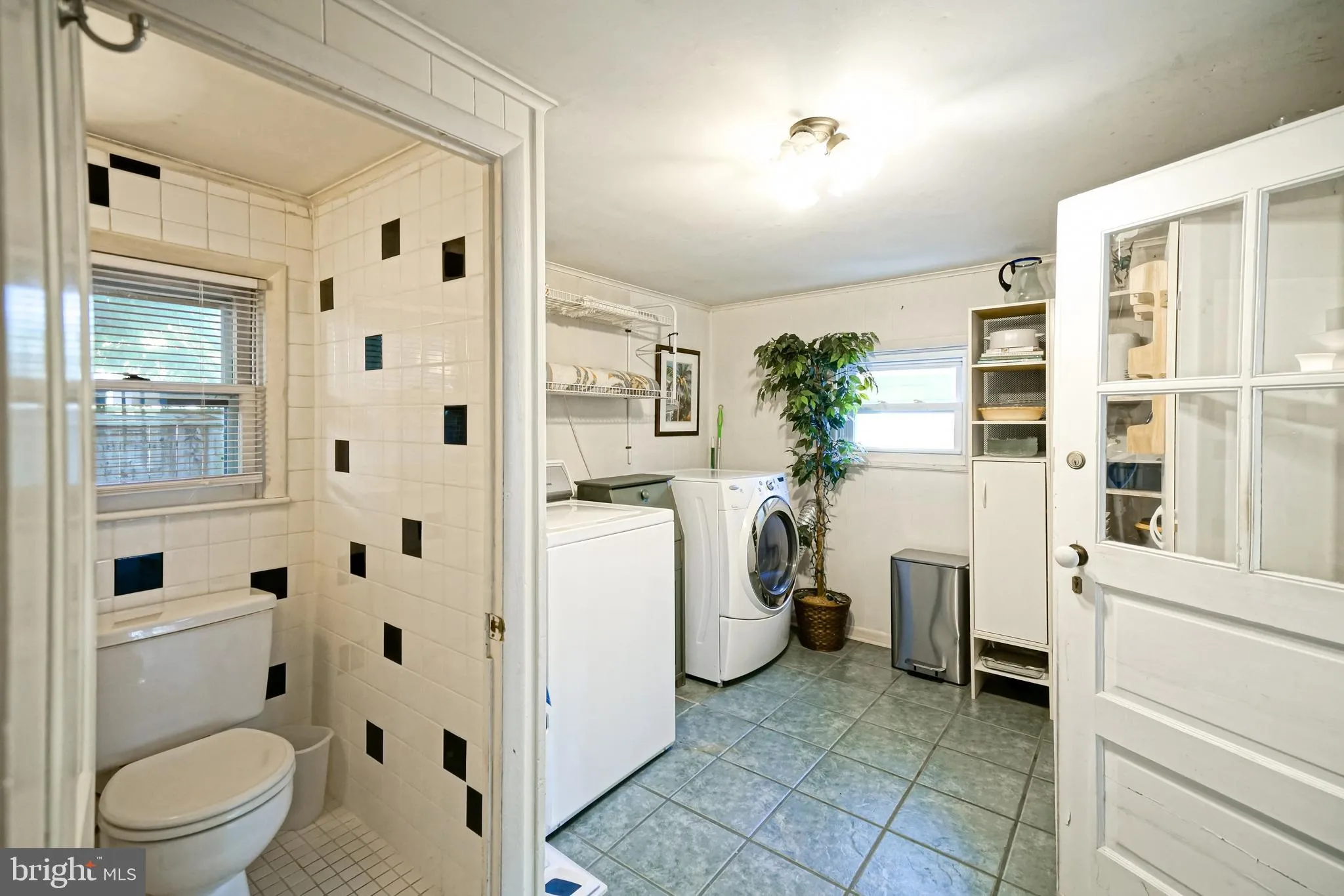 Lewes, Delaware 19958, United States, 4 Bedrooms Bedrooms, ,4 BathroomsBathrooms,Residential,Active,208748