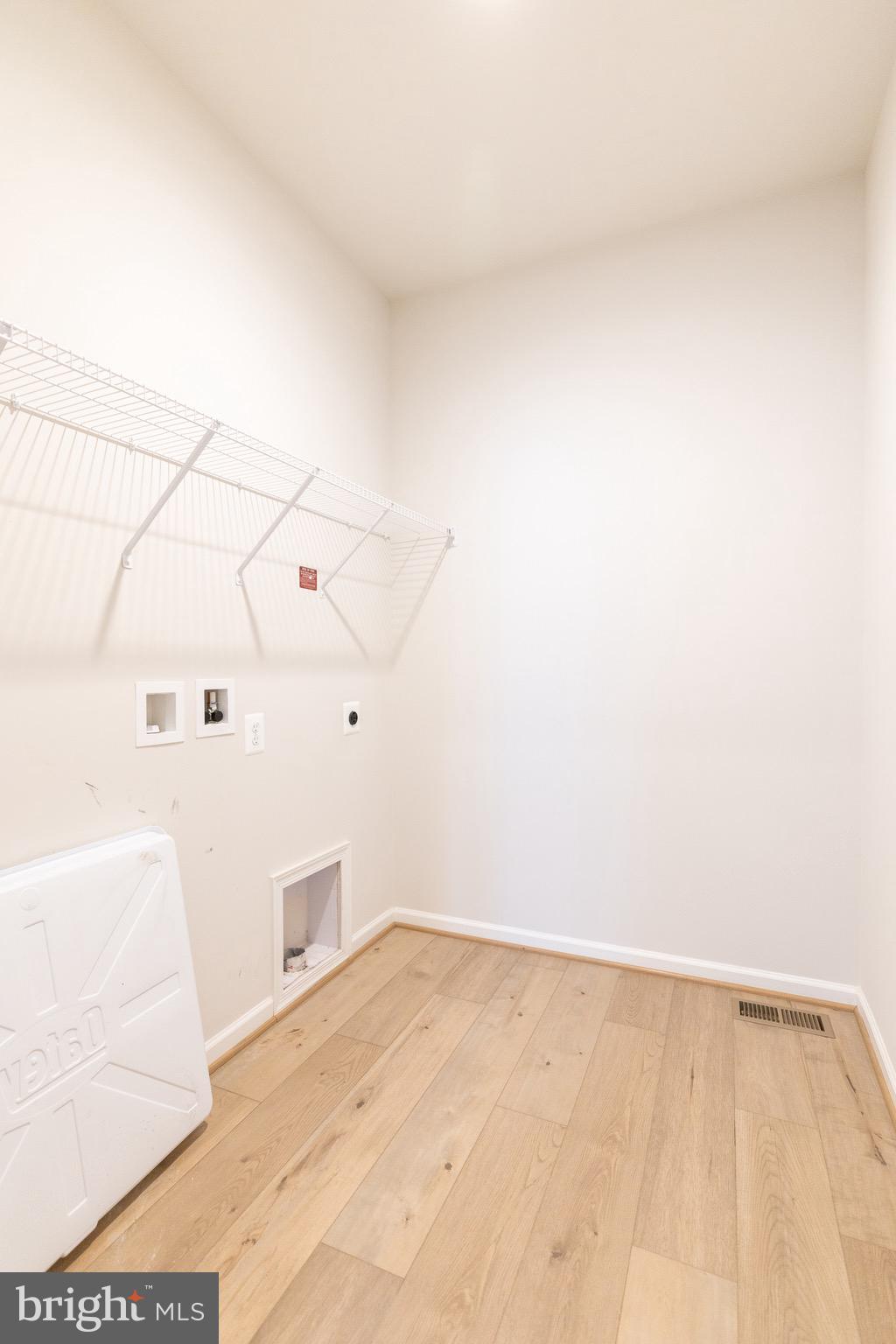 SNOWDEN BRIDGE - Residential