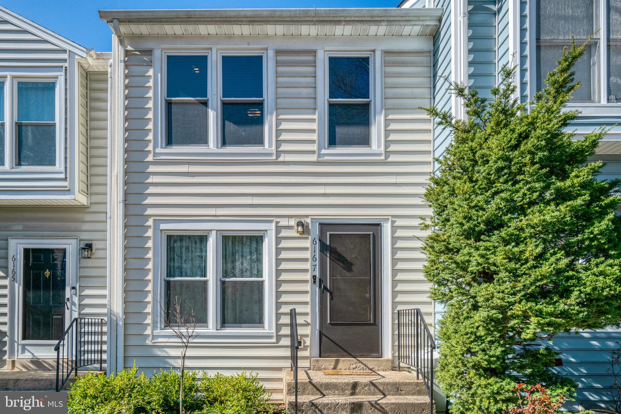 ST ANDREWS SQUARE - Residential