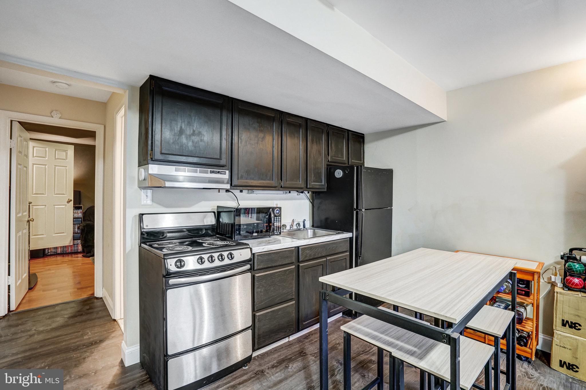 ST ANDREWS SQUARE - Residential