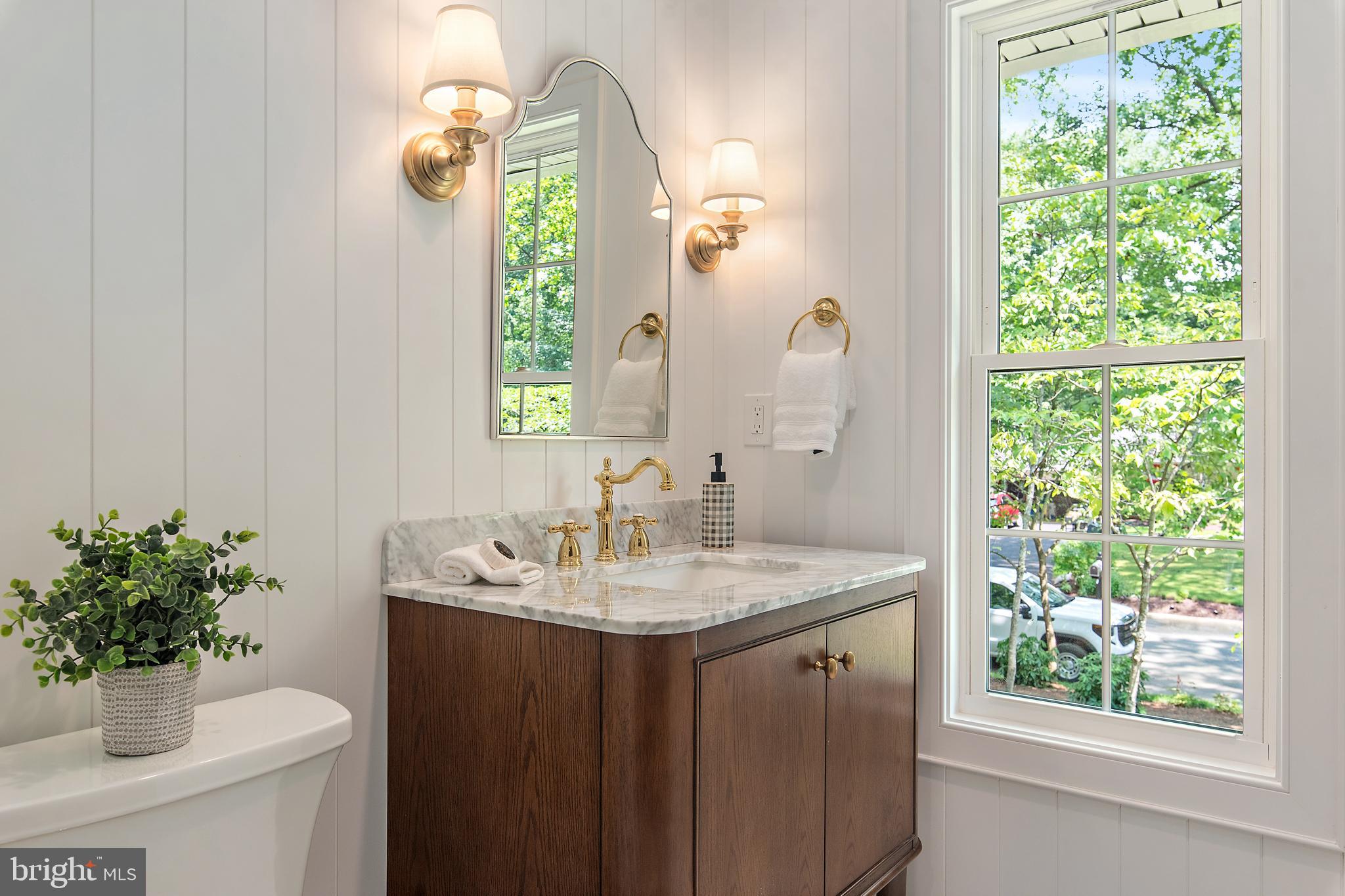 ANCHORAGE - Residential