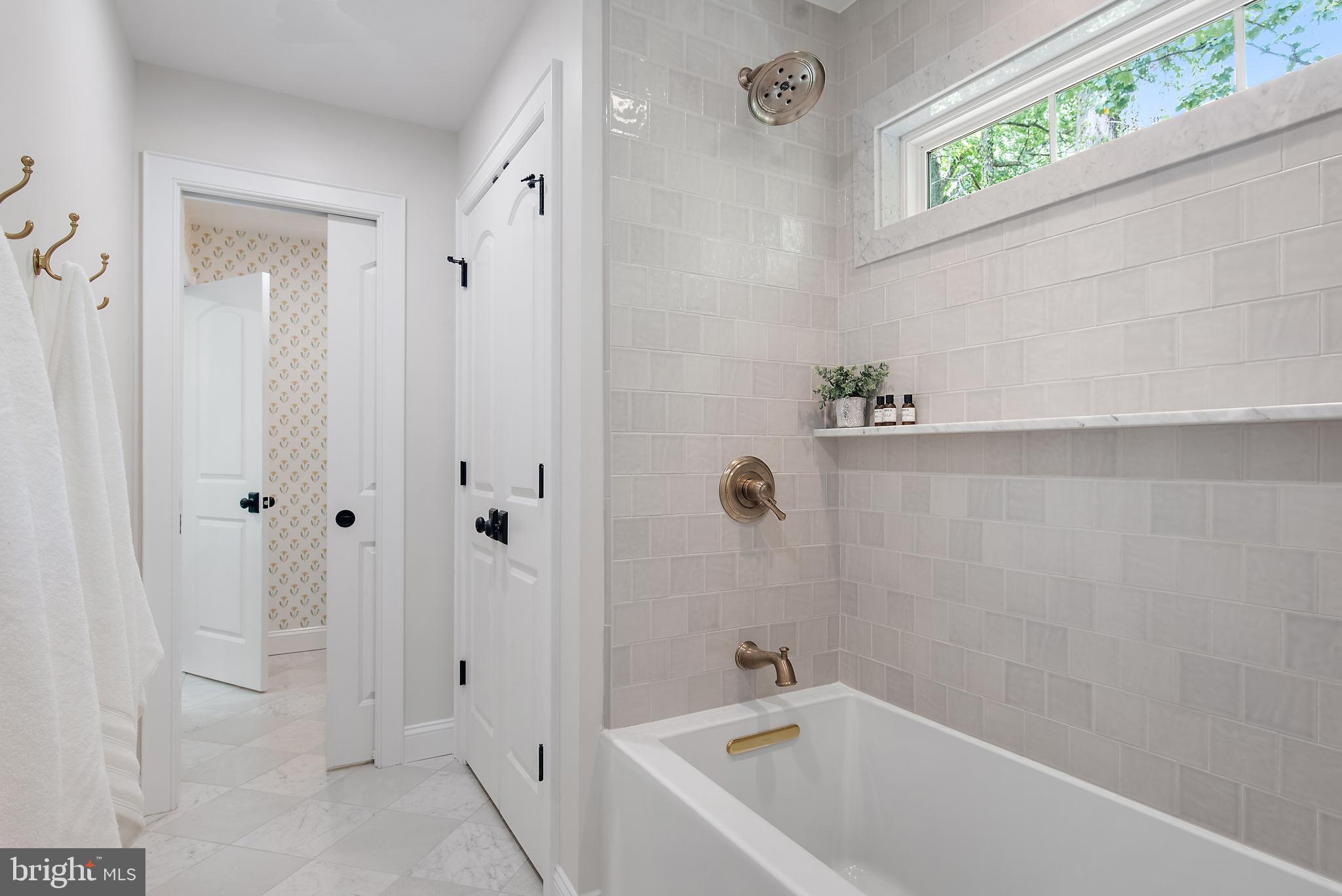 ANCHORAGE - Residential