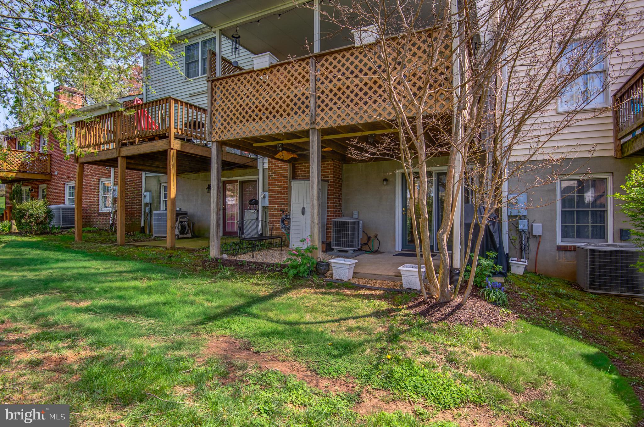 LEEDS SQUARE - Residential