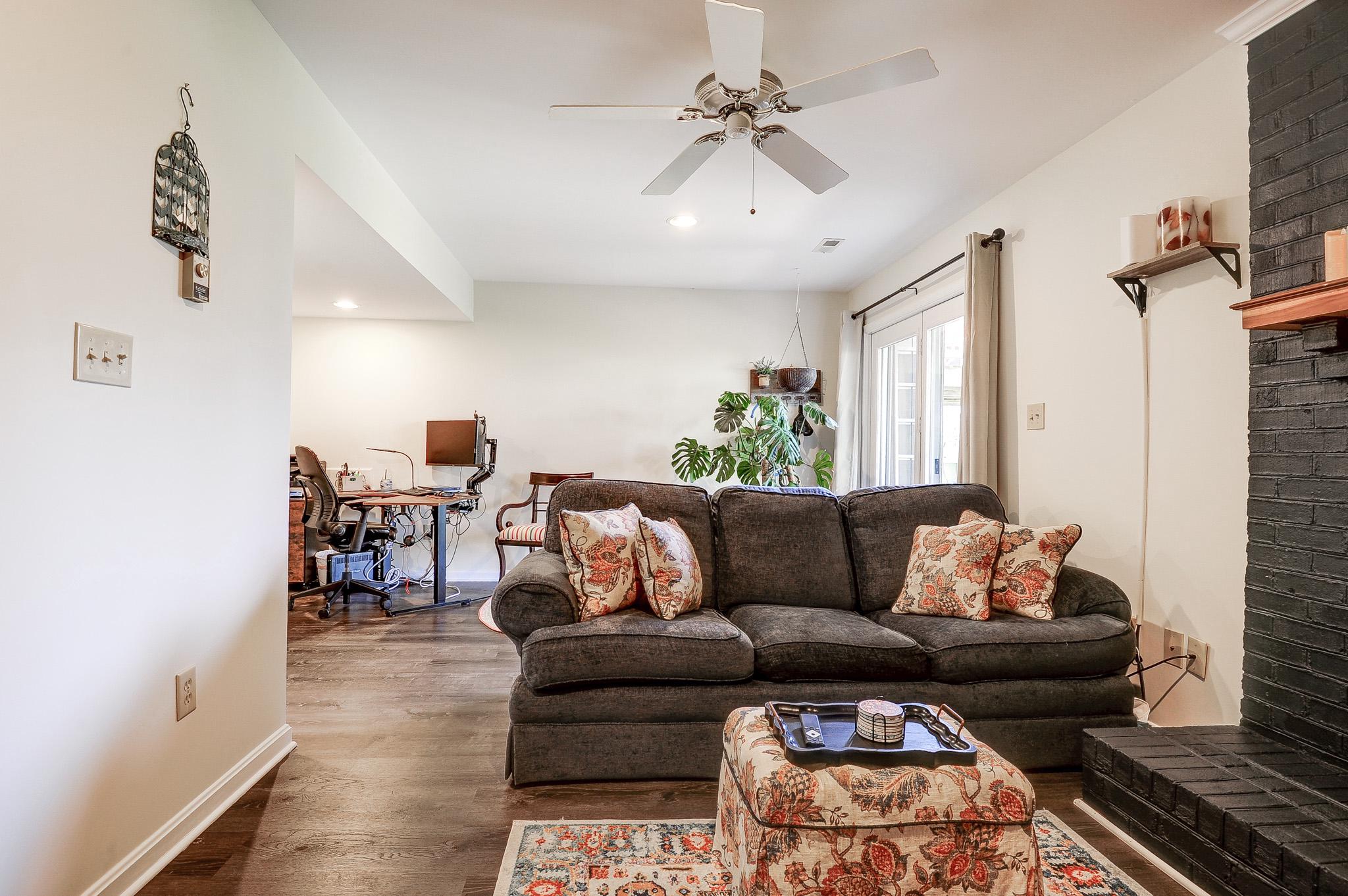 LEEDS SQUARE - Residential