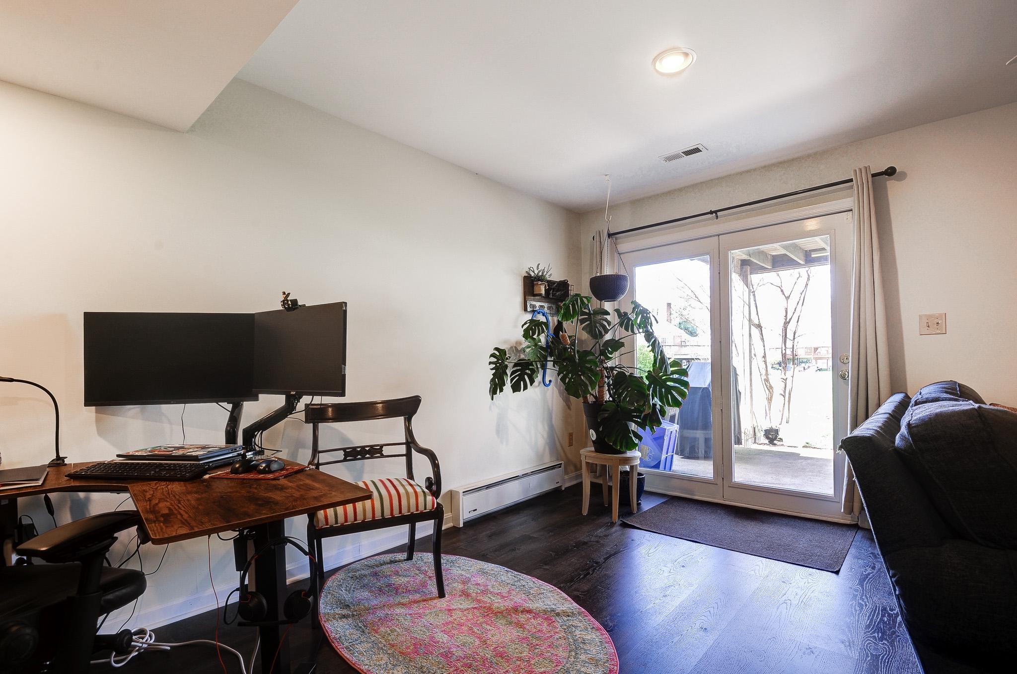 LEEDS SQUARE - Residential