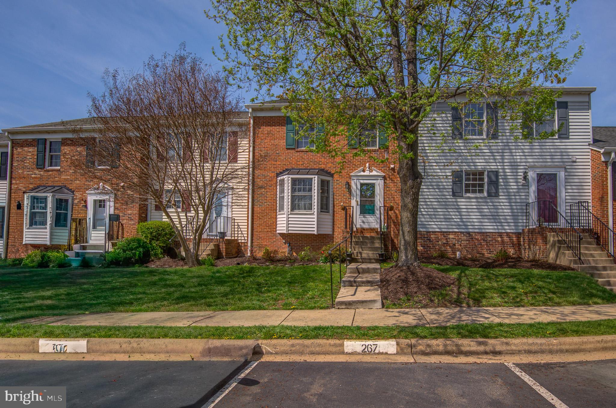 LEEDS SQUARE - Residential