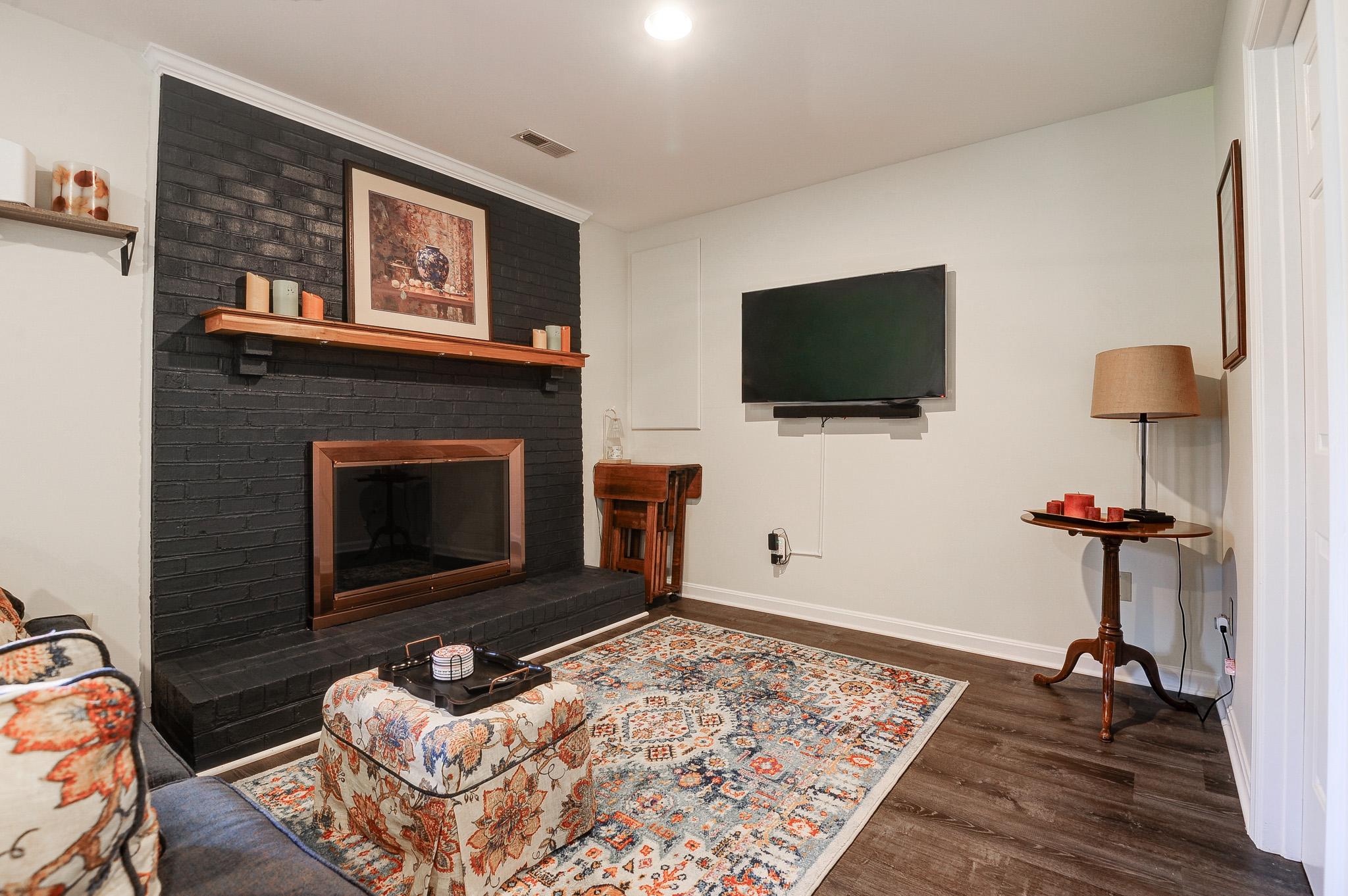 LEEDS SQUARE - Residential