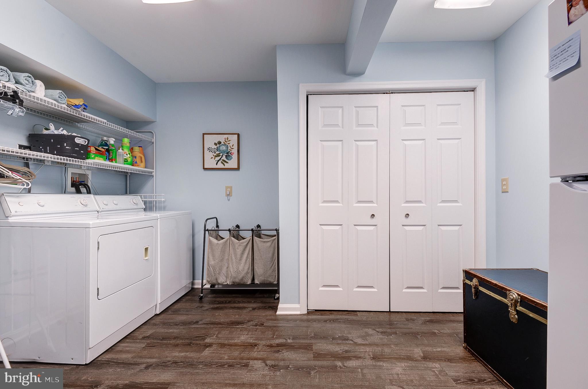 LEEDS SQUARE - Residential