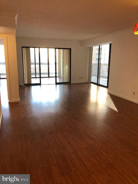 TOWER VILLAS - Residential Lease