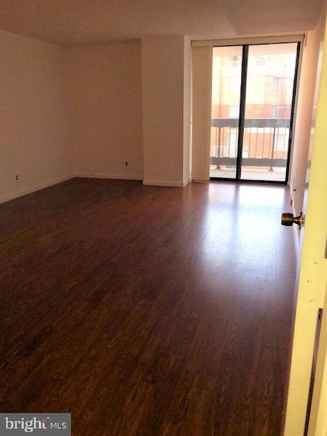 TOWER VILLAS - Residential Lease