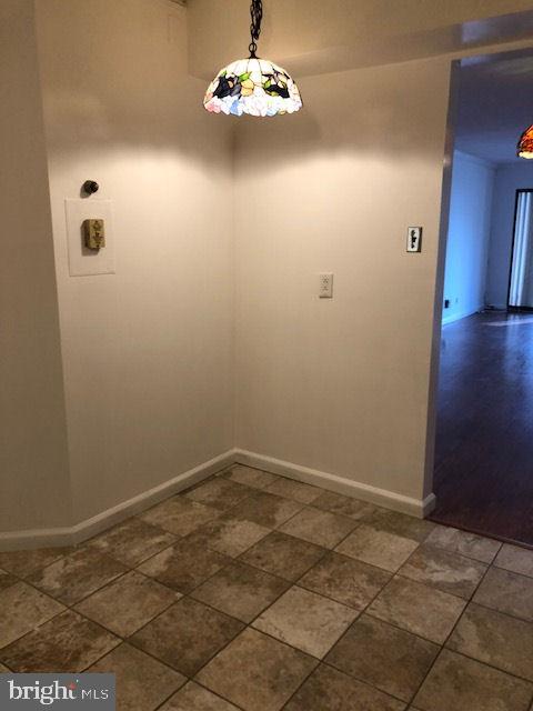 TOWER VILLAS - Residential Lease