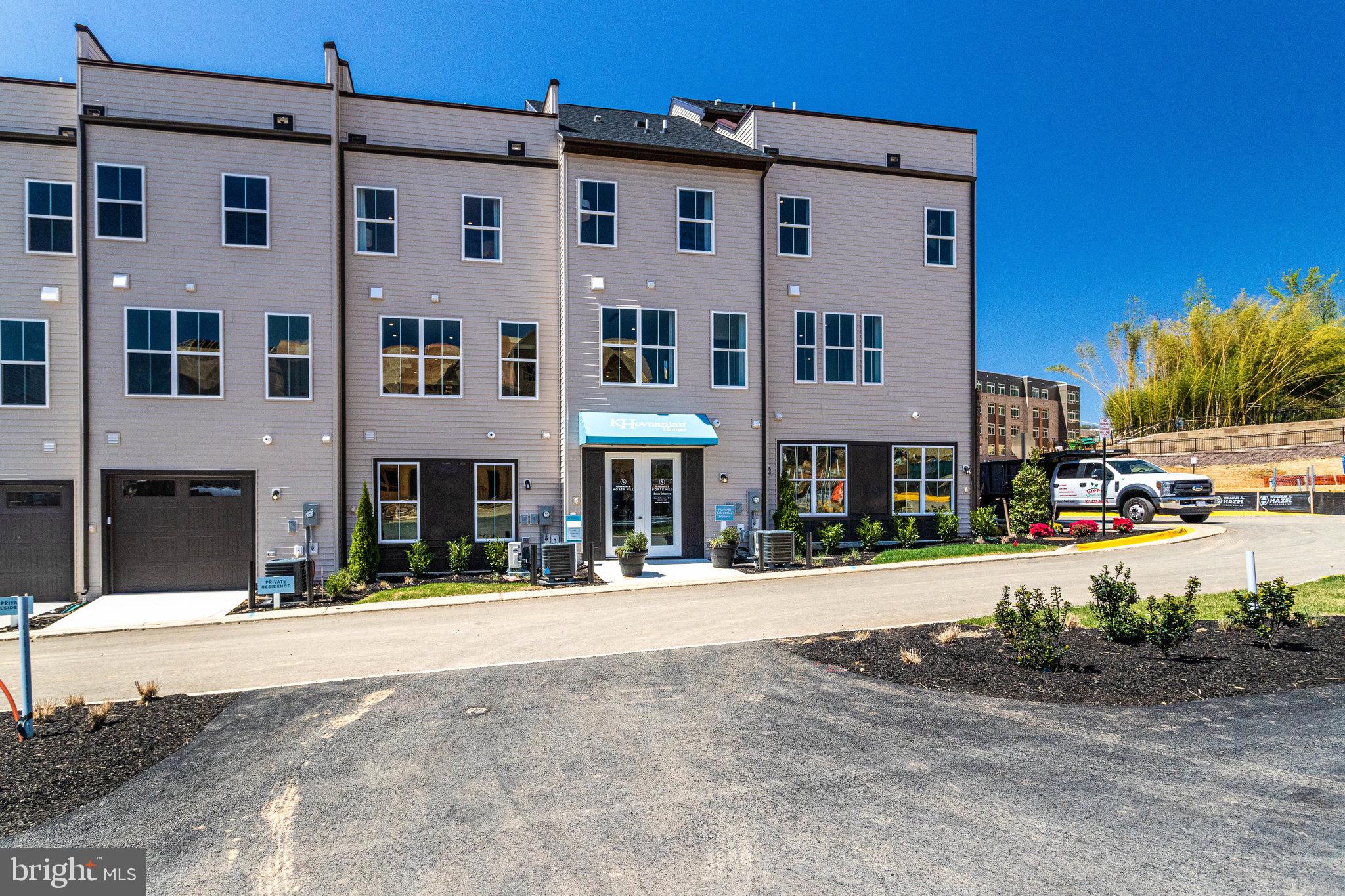 NORTH HILL - Residential