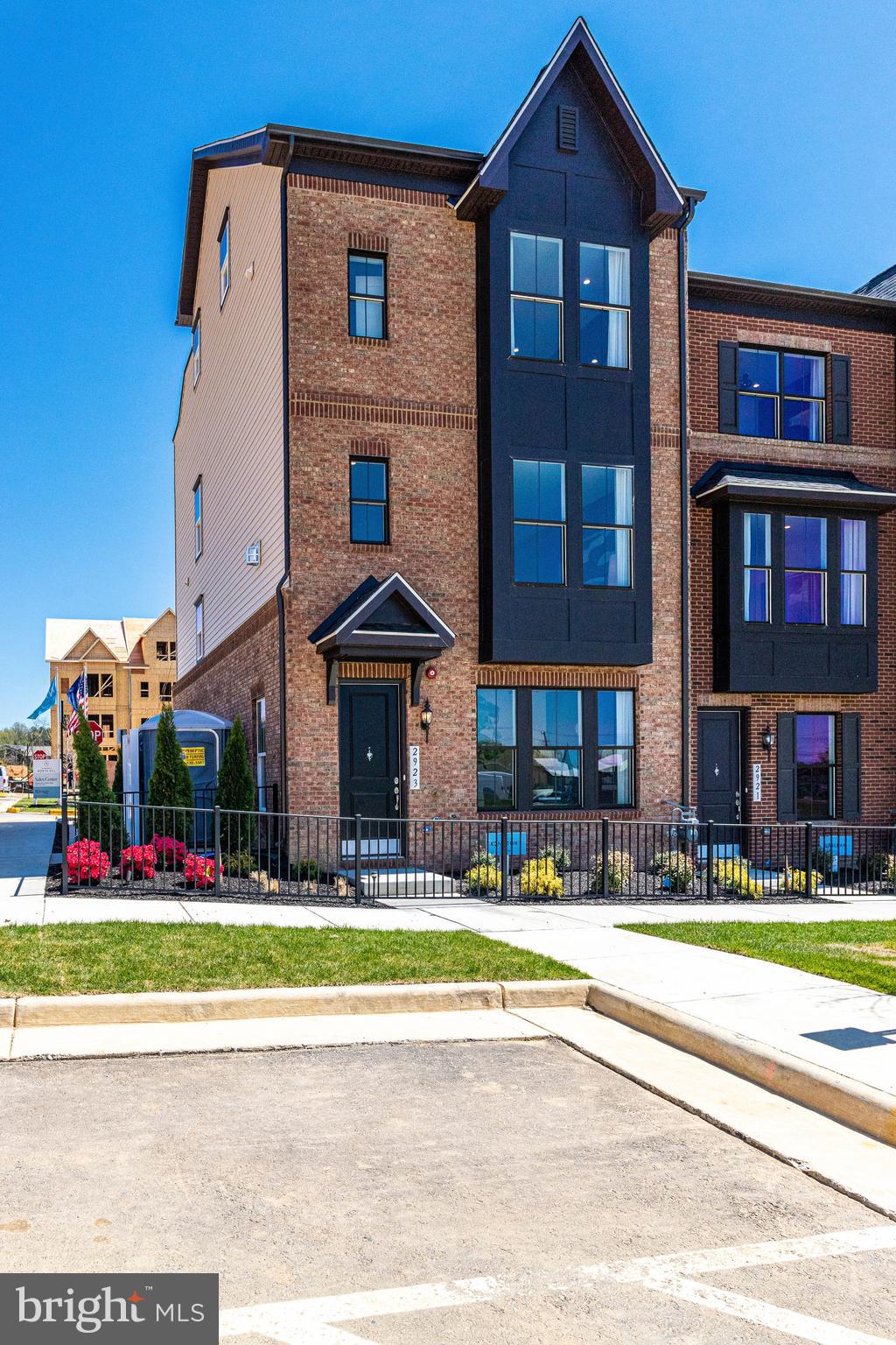 NORTH HILL - Residential