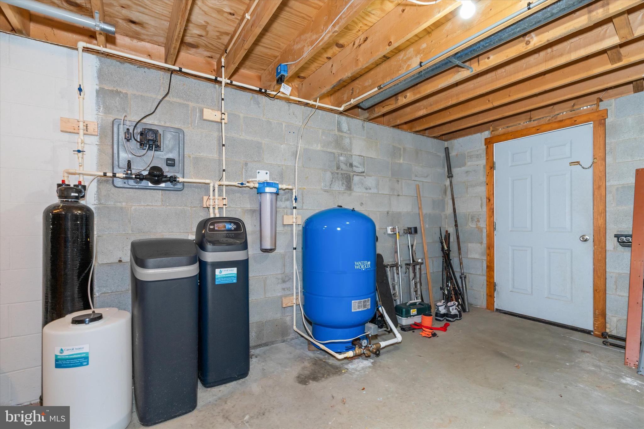 CHIPPENDALE - Residential