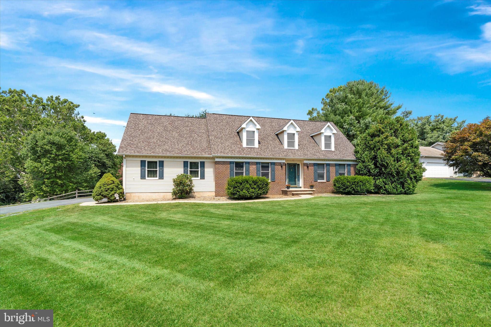 CHIPPENDALE - Residential