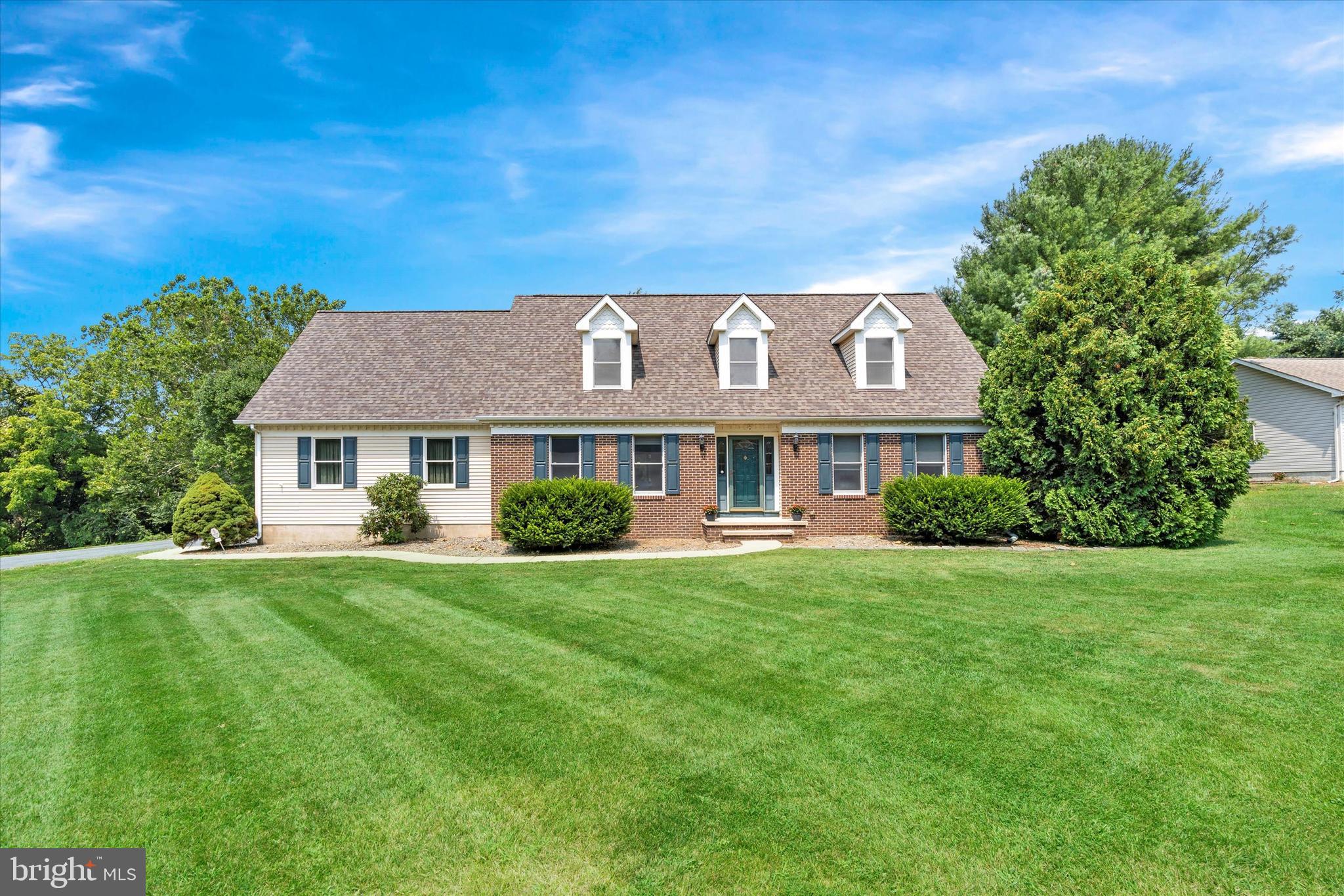 CHIPPENDALE - Residential