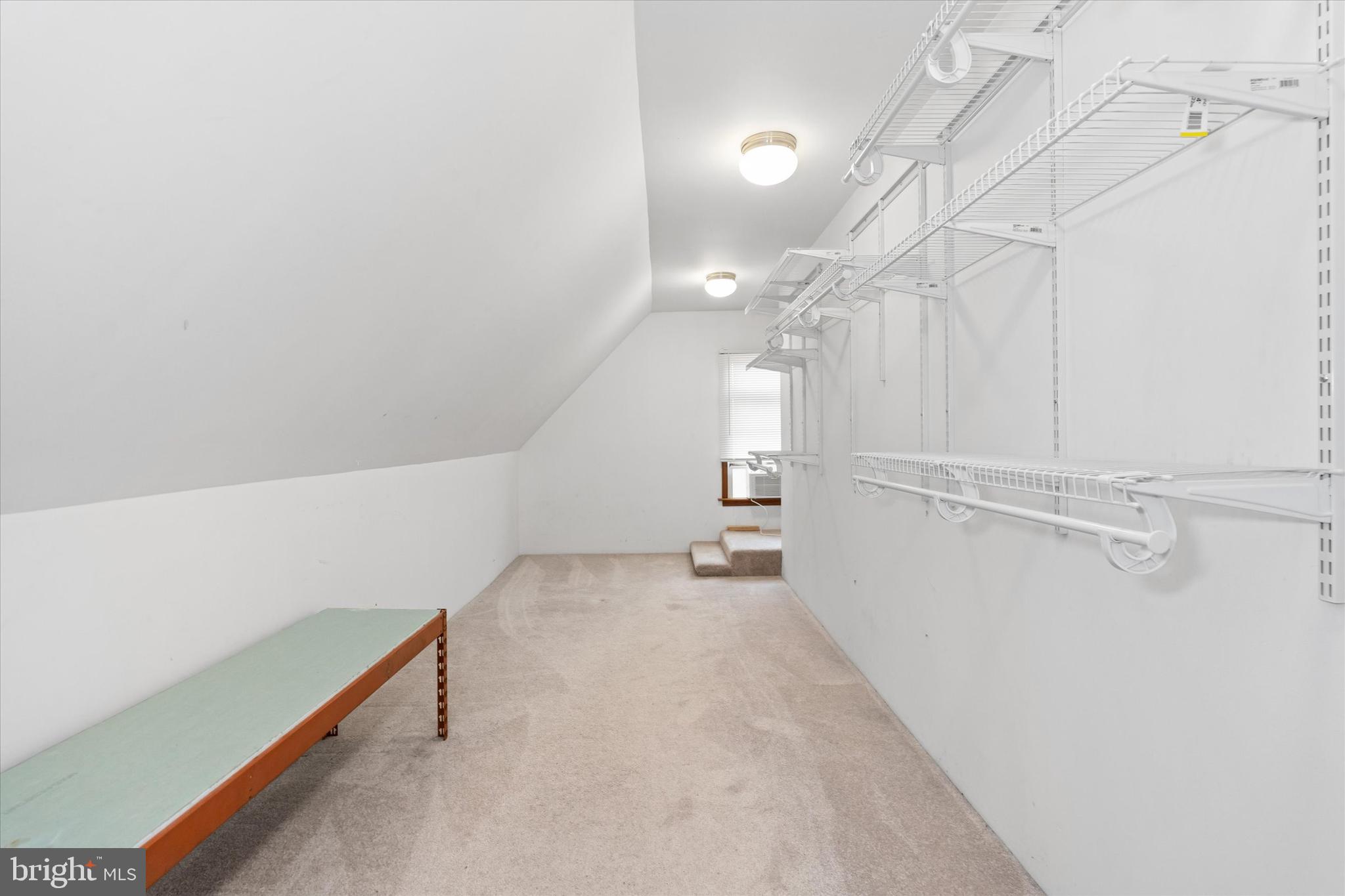 CHIPPENDALE - Residential